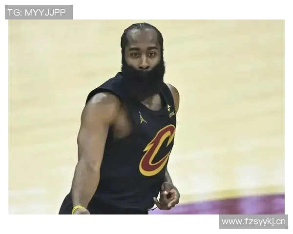 杰明为哈登落地出手相助科林斯误解引发激烈冲突与推搡