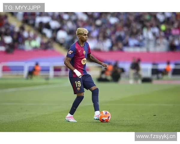 皇马球迷回应亚马尔嘲讽：明天让他们见识我们的实力