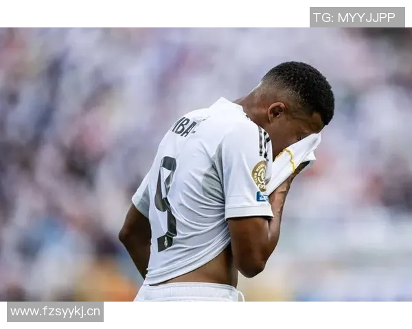 姆巴佩点球破僵局皇马1-0领先塔拉维亚防守失误成关键因素